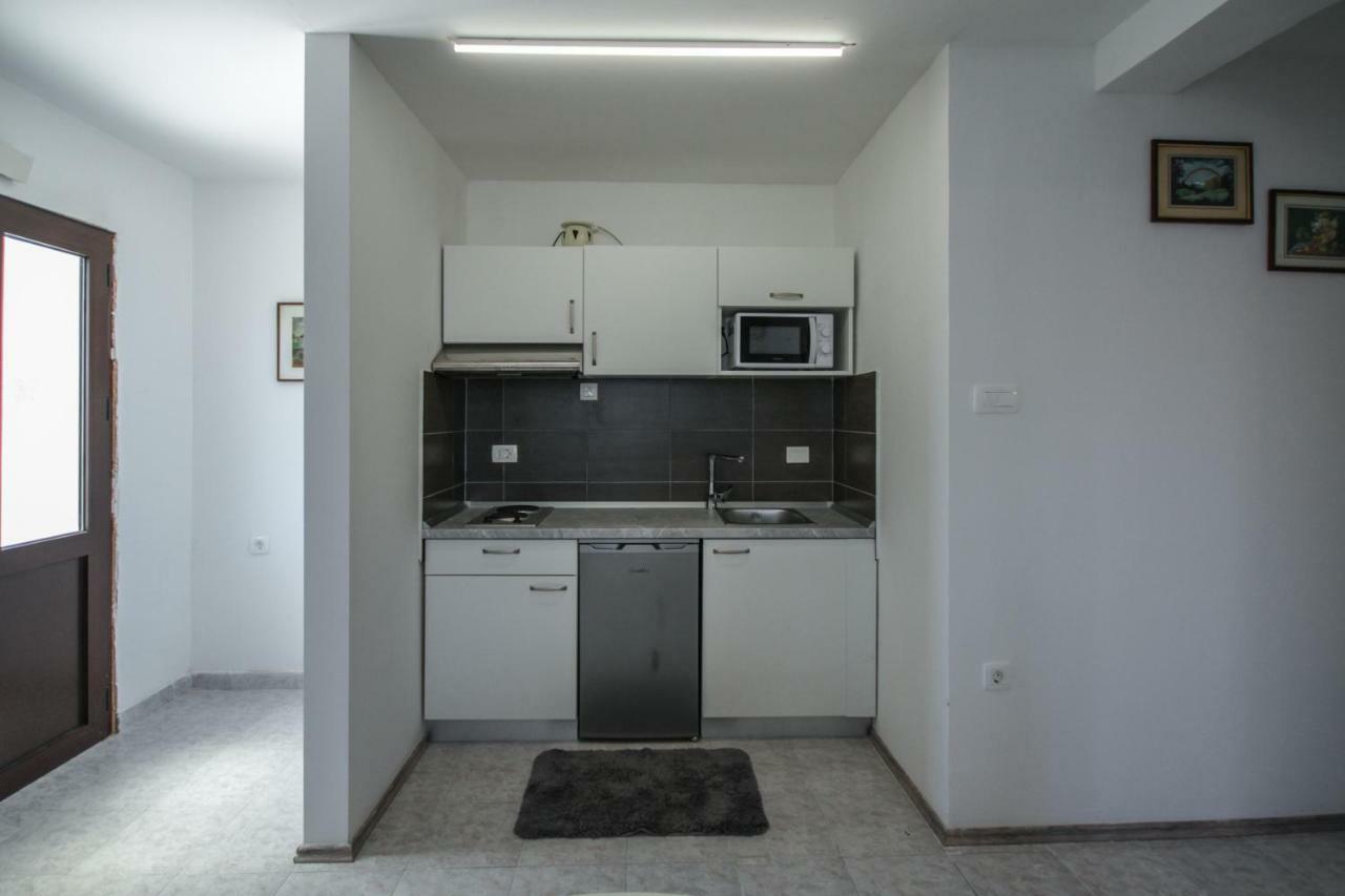 רוביני Apartment Tosca With Parking מראה חיצוני תמונה