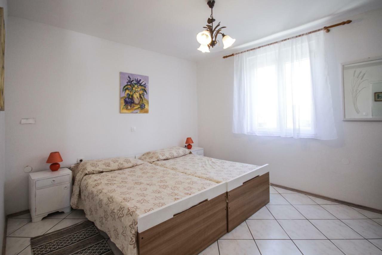 רוביני Apartment Tosca With Parking מראה חיצוני תמונה